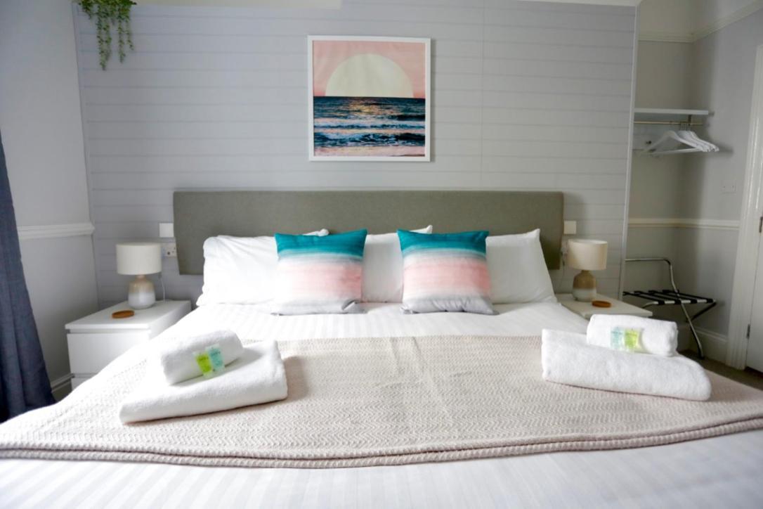 The Dolphin Hotel Exmouth Luaran gambar