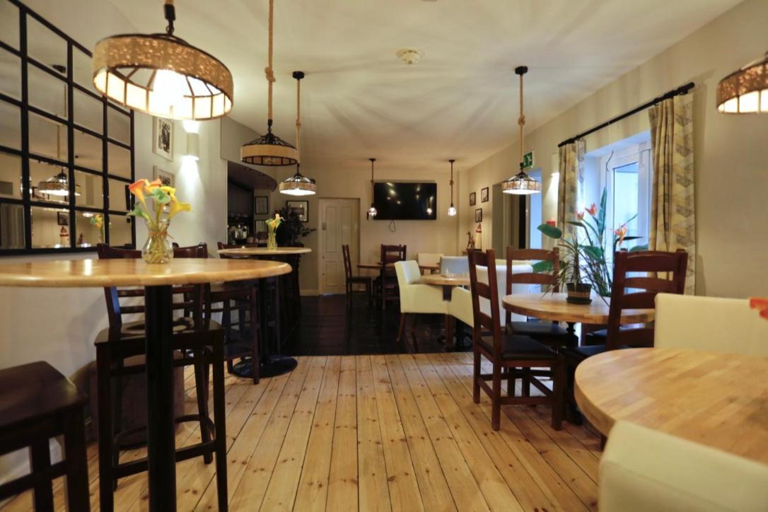 The Dolphin Hotel Exmouth Luaran gambar